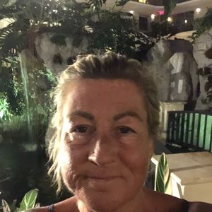 Meet your Posher, Roberta